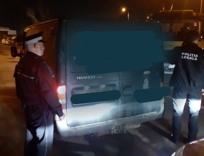 Încă o autoutilitară confiscată de polițiștii locali constănțeni / Amendă de 30.000 de lei