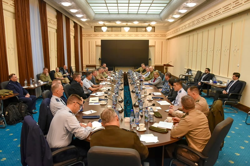 MApN: Întrevederi cu un grup de cursanți ai Universității Naționale de Apărare a SUA