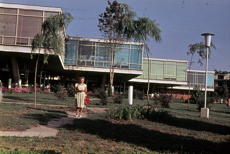 Uniunea Arhitectilor din Romania anunță o expoziție despre “Litoralul românesc în perioada 1955 – 1990” / Aceștia invită pe cei care dețin amintiri să participe cu fotografii de epocă, proiecte, desene