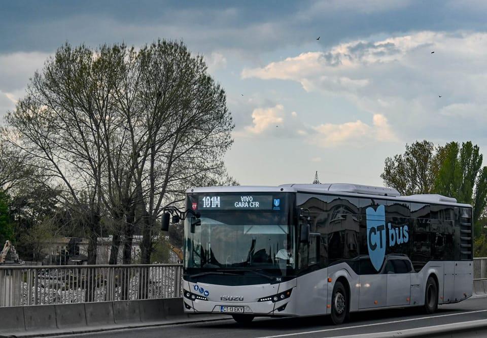Zeci de autobuze trase pe dreapta în Constanța. CT Bus dă vina pe ger și lipsa de personal