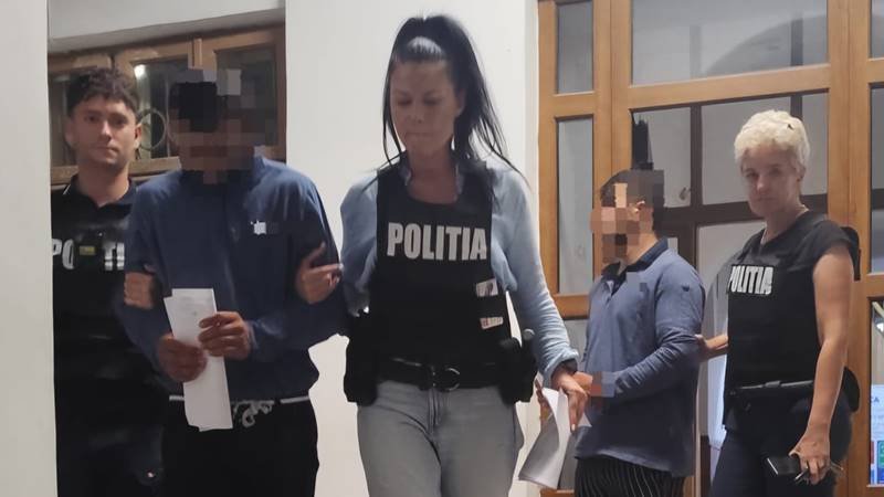 JUDEȚUL CONSTANȚA. Doi bărbați au fost arestați după ce ar fi spart un magazin și o pensiune și ar fi furat bunuri în valoare totală de 9.000 de lei