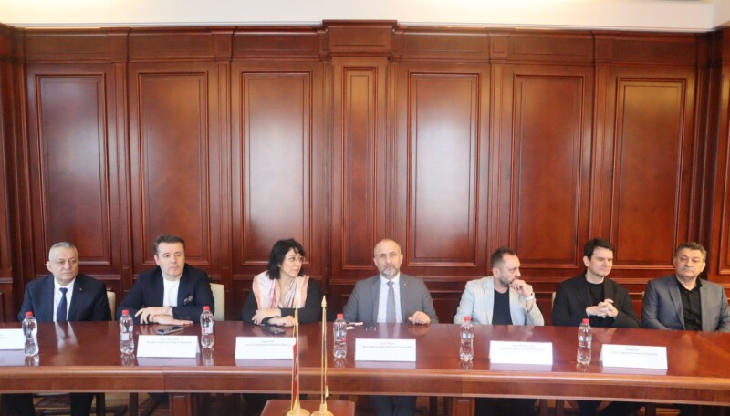 Prefectura Constanța a primit vizita unei delegații din Zonguldak. Turcii şi-au prezentat interesul de a dezvolta o linie de transport maritim pe ruta Zonguldak – Constanța