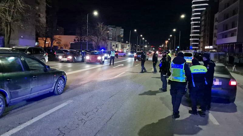 (VIDEO) Acțiuni de amploare ale polițiștilor constănțeni, în weekend: 66 de șoferi au rămas fără permis, amenzi de peste 730.000 de lei