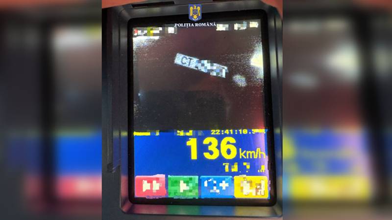 CONSTANȚA. Șofer băut, prins circulând cu 136 de km/h pe bulevardul Mamaia: s-a ales cu dosar penal