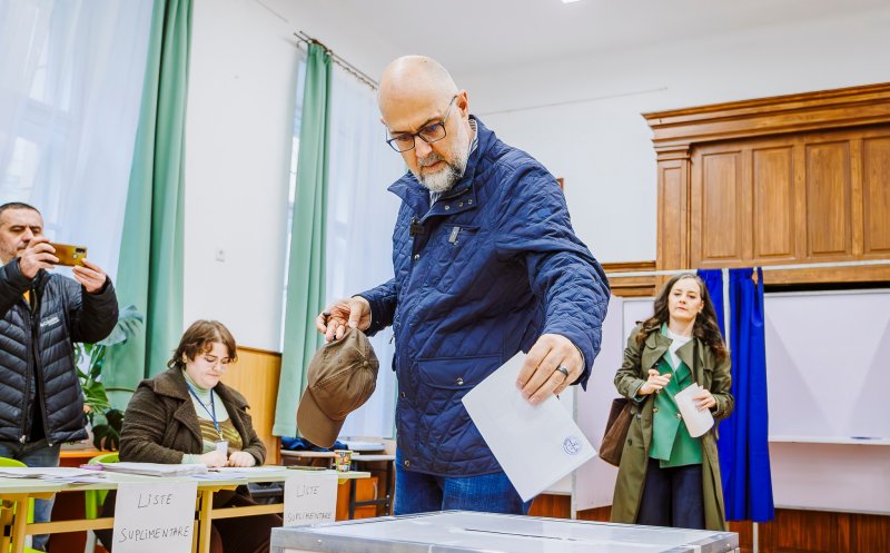 ALEGERI PREZIDENȚIALE, turul II. Kelemen Hunor, președintele UDMR, îndeamnă la vot: “Pentru viitorul copiilor și nepoților și să nu lăsați să decidă alții în locul vostru!”