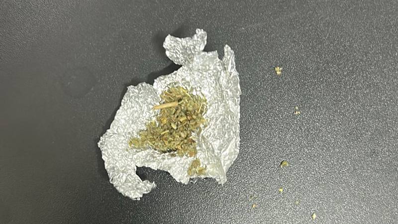Agitația i-a trădat. Trei tineri au fost prinși de jandarmi cu droguri, la Medgidia