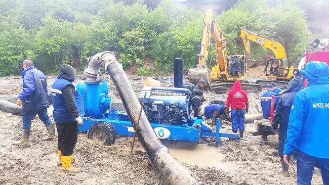 Pericol de prăbuşire a planşeului vechii mine de la Praid. RO-Alert pentru evacuarea a 45 de case: E de preferat ca la noapte să nu doarmă nimeni în aceste case