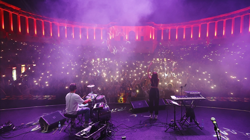 Trupa Moonlight Breakfast susține un concert gratuit de la balconul Cazinoului din Constanța