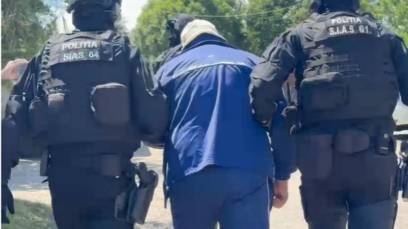 Unii dintre apropiații criminalului din Mureș au început să colaboreze cu Poliția