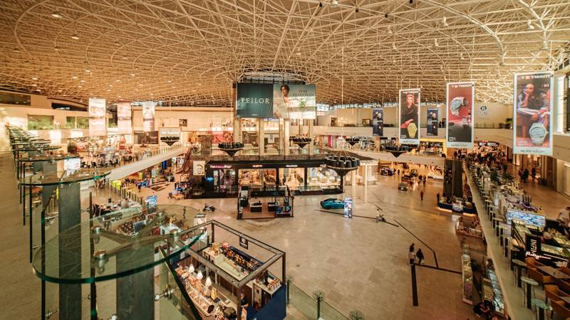 (VIDEO) 25 ani de IULIUS: 8 proiecte regionale, peste 1.000 de branduri și 73 milioane de vizite pe an. Compania ieșeană își consolidează poziția de lider în retailul românesc