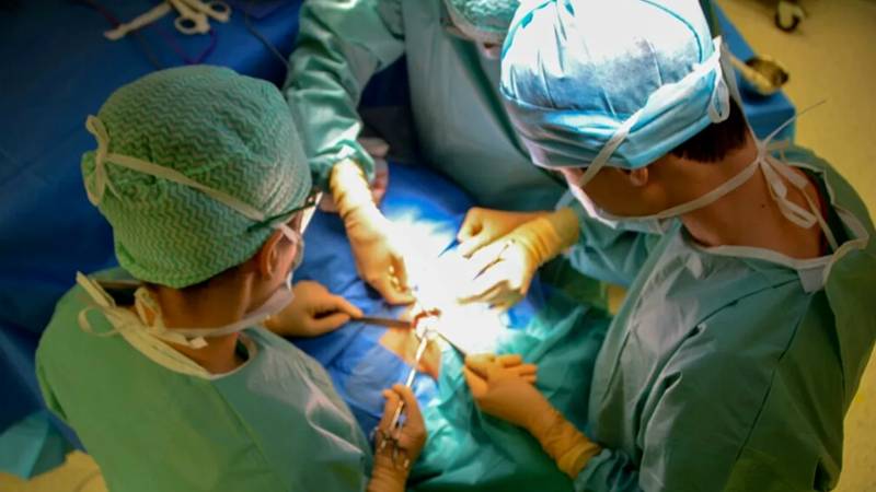 Mii de absolvenți fără rezidențiat ar putea deveni medici generaliști