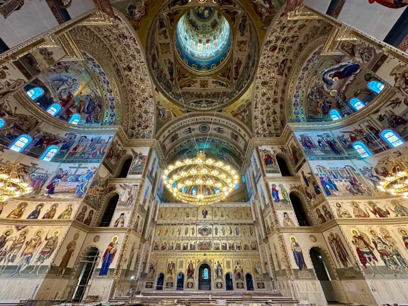 Astăzi are loc Sfințirea Catedralei Naționale! A costat peste 200 de milioane de euro, iar lucrările au durat 15 ani