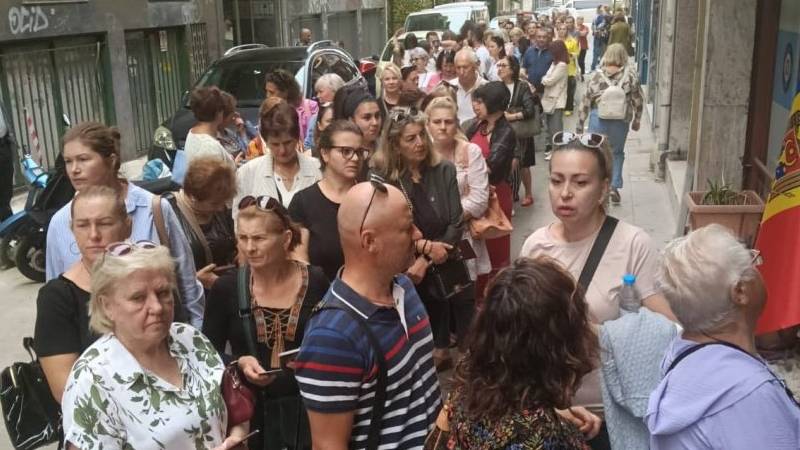 ALEGERI PARLAMENTARE ÎN R. MOLDOVA. Alerte cu bombă la mai multe secții de votare din diaspora, inclusiv în București