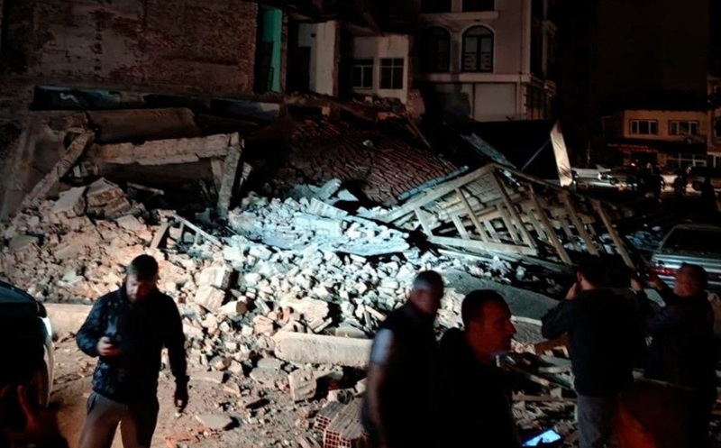 Cutremur de 6,1 în Turcia, resimțit în Istanbul şi Izmir! Cel puțin 26 de replici în decurs de o oră