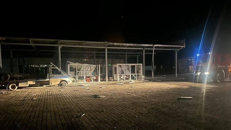 (FOTO) O dronă rusească a lovit punctul de trecere a frontierei Orlivka, de la granița cu România: trecerea cu bacul spre și dinspre Isaccea, sistată temporar