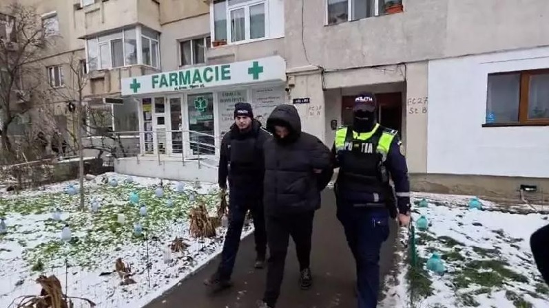 Crima din Poarta 6. Tânărul care și-a ucis mama, arestat preventiv pentru 30 de zile