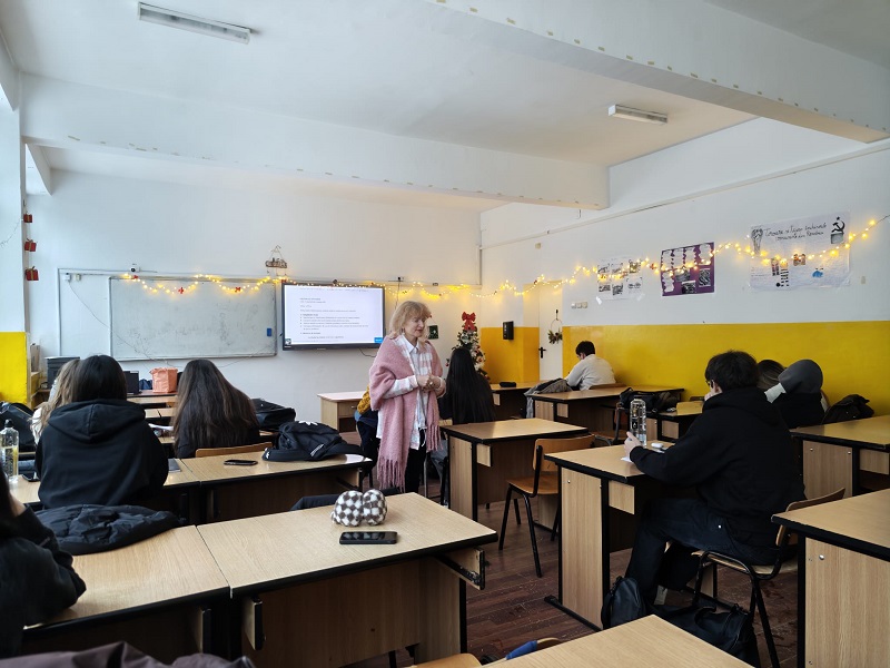 FOTO Ziua Culturii Naționale, marcată la Liceul „Virgil Madgearu” din Constanța. Ce poate învăța școala economică de la Mihai Eminescu