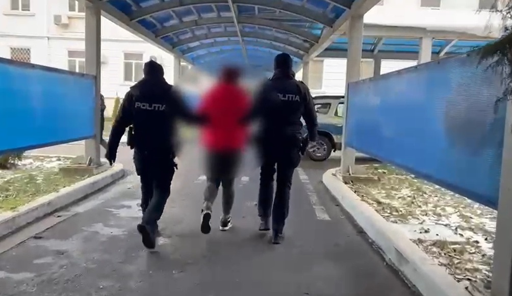 JUDEȚUL CONSTANȚA. Bărbat și femeie reținuți după ce au șantajat o persoană cu divulgarea unor secrete intime