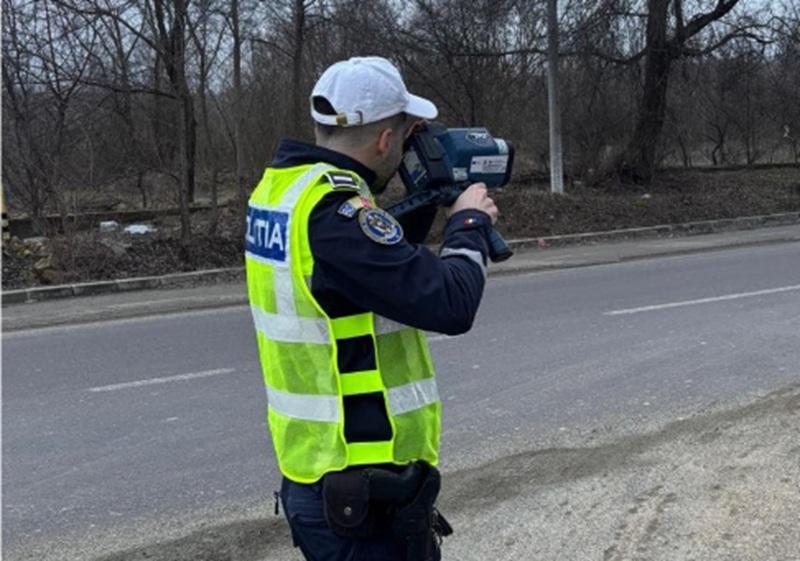 Razie pe drumurile din Constanța și Tulcea. 12 șoferi au rămas fără permis din cauza vitezei