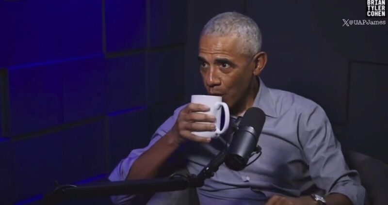 Barack Obama, interviu de Valentine’s Day: Extratereştrii ”există, sunt reali”