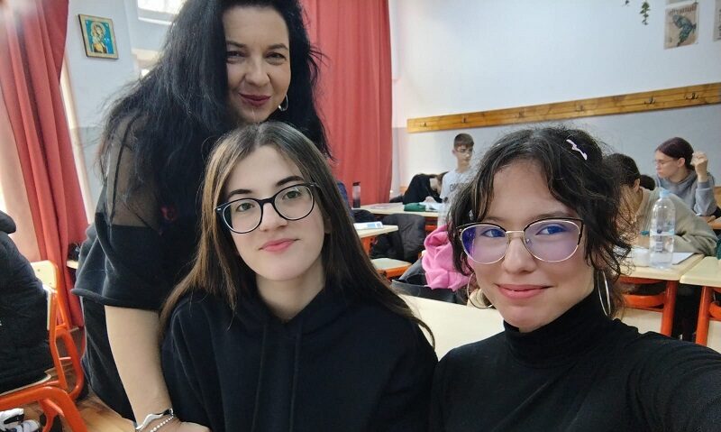 Două eleve din Constanța, calificate la etapa națională a Olimpiadei de limbi romanice – disciplina limba italiană