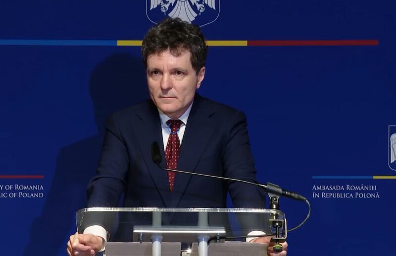 LIVE Nicușor Dan, mesaj din Polonia: Managementul deficitar și lipsa capitalului, principalele slăbiciuni ale economiei