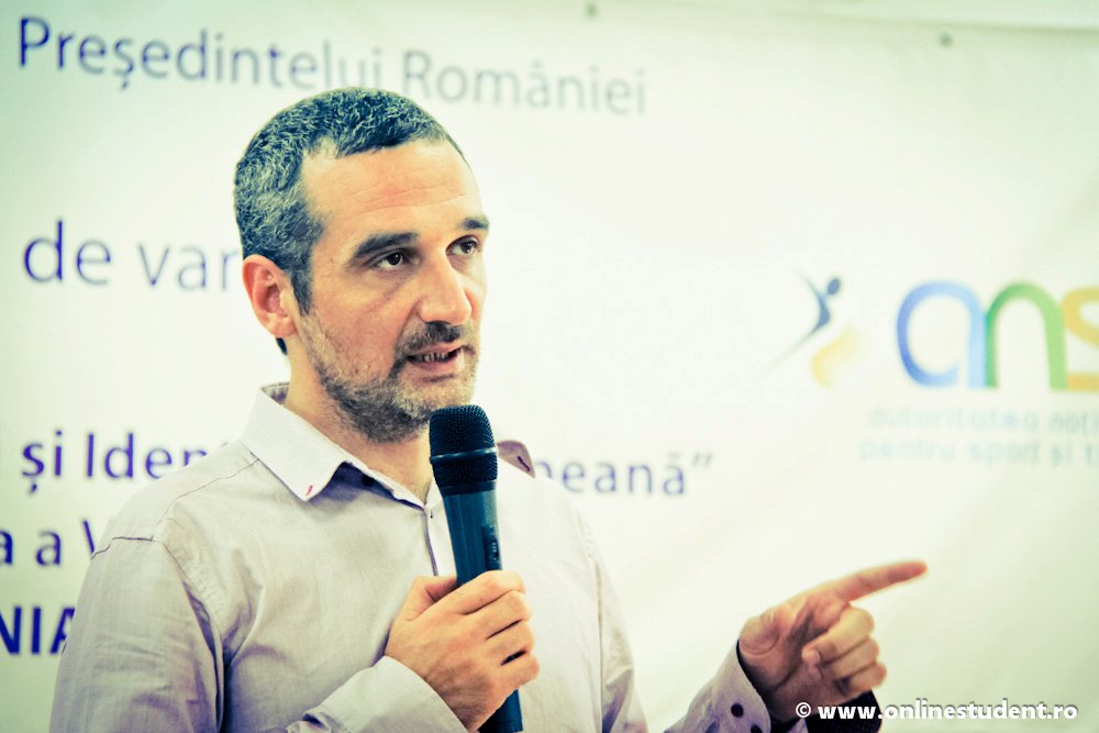 Explozie politică! Lăzăroiu vorbește despre „jocuri ascunse” în jurul PSD și AUR