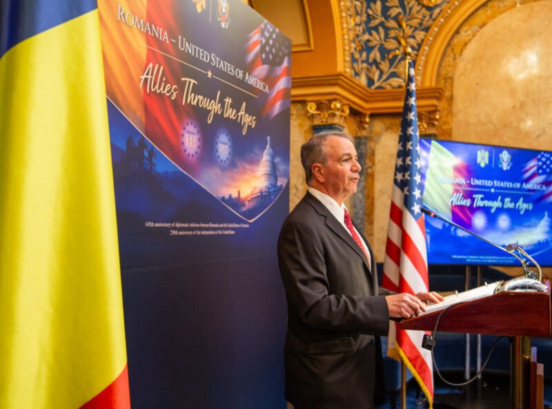 Ambasadorul Darryl Nirenberg, la evenimentul dedicat relațiilor româno-americane