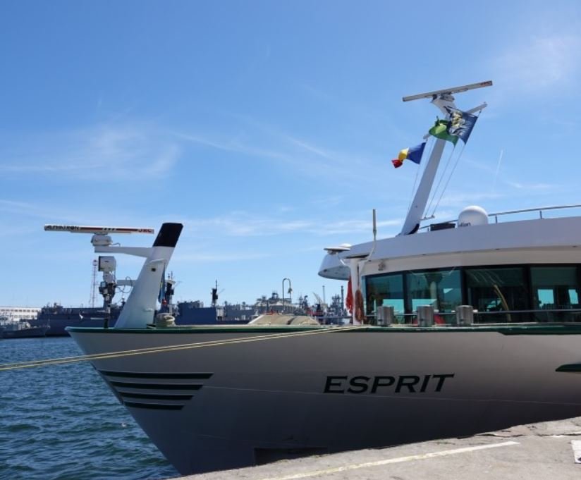 Nava Esprit a acostat în Portul Constanța după o croazieră pe Dunăre