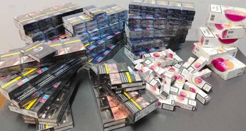 Comerț ilegal, descoperit în cartierul Henri Coandă. Amenzi de 22.000 de lei și țigări de contrabandă confiscate