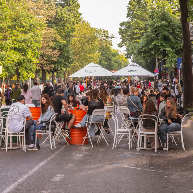 Bulevardul Tomis devine din nou pietonal în acest weekend, dar și pe 1 iunie. Restricții de circulație și trasee deviate ale autobuzelor