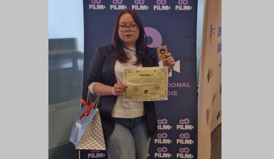 Premiul I pentru Angeline-Marie Paraschiv, elevă la Colegiului Național de Arte „Regina Maria”, la concursul național FILMMIC