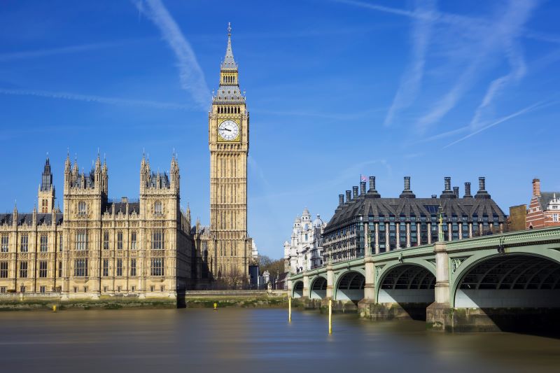 Marea Britanie ridică nivelul de amenințare teroristă. Avertisment urgent pentru români!