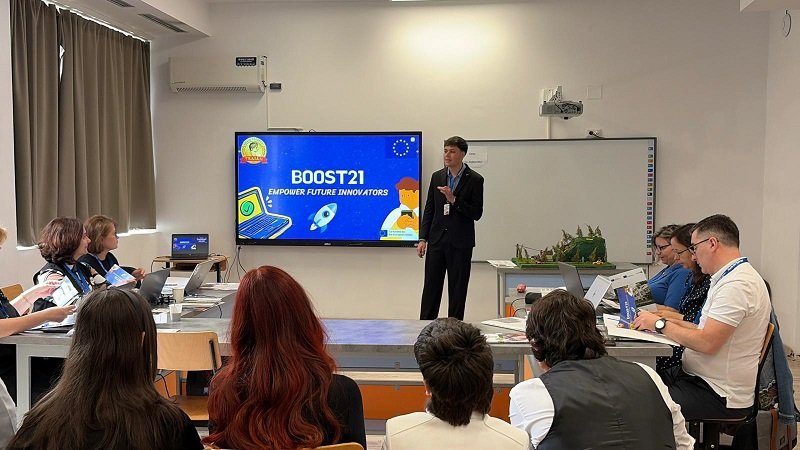 Liceul Teoretic „Traian” a strălucit la Deva. Succes național cu proiectul BOOST21