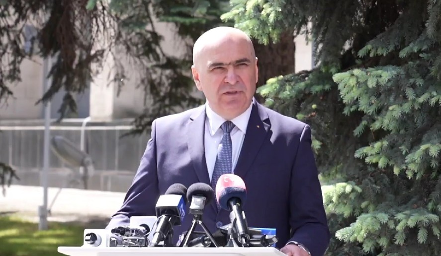 PNL: Adrian Veştea se situează în afara partidului. Desemnarea sa ca premier s-a realizat fără aprobarea forurilor statutare ale PNL
