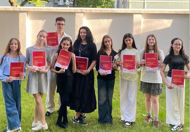 Elevii de la Colegiul Național de Arte „Regina Maria” Constanța, premiați la concursul național de lectură în limba italiană