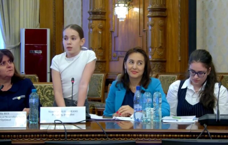 „Ajungem extenuați”: mărturia unei eleve despre școală