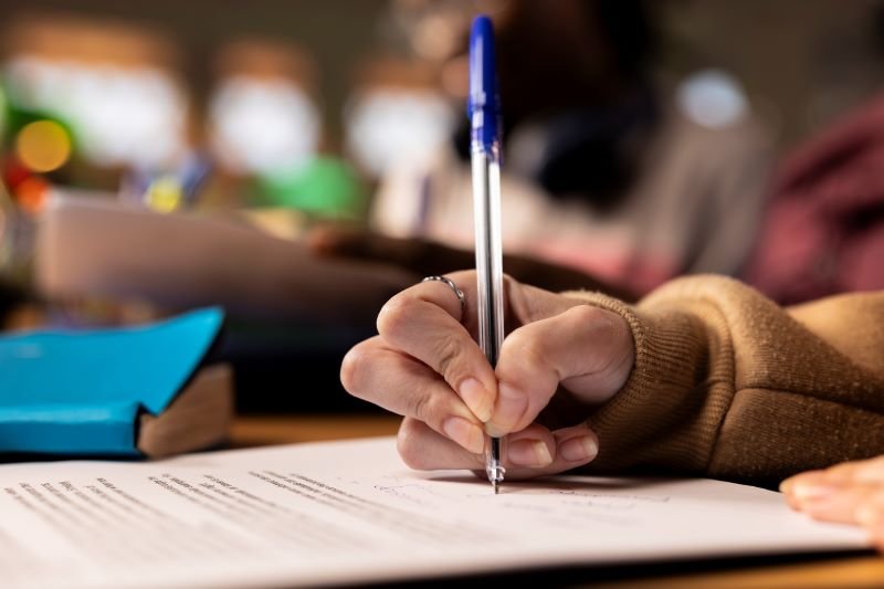 Bacalaureat 2026, sesiune specială! Șaspte elevi din Constanța susțin examenul la Ploiești