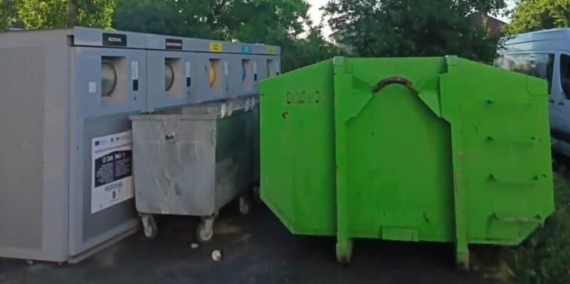 Nu abandonați deșeurile voluminoase în locuri neamenajate! Unde sunt amplasate benele de culoare verde în Constanța