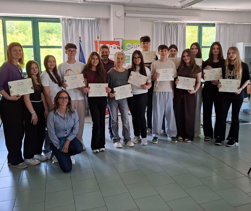 Elevii Liceului Teoretic „Traian”, experiență europeană de învățare în cadrul unui proiect Erasmus în Italia