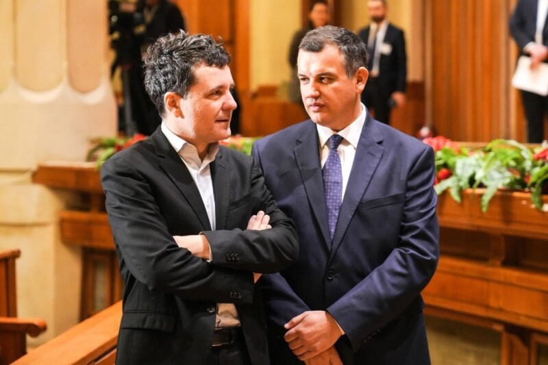Eugen Tomac continuă negocierile pentru formarea Guvernului. Cabinetul ar putea fi prezentat miercuri, iar votul din Parlament este așteptat săptămâna viitoare