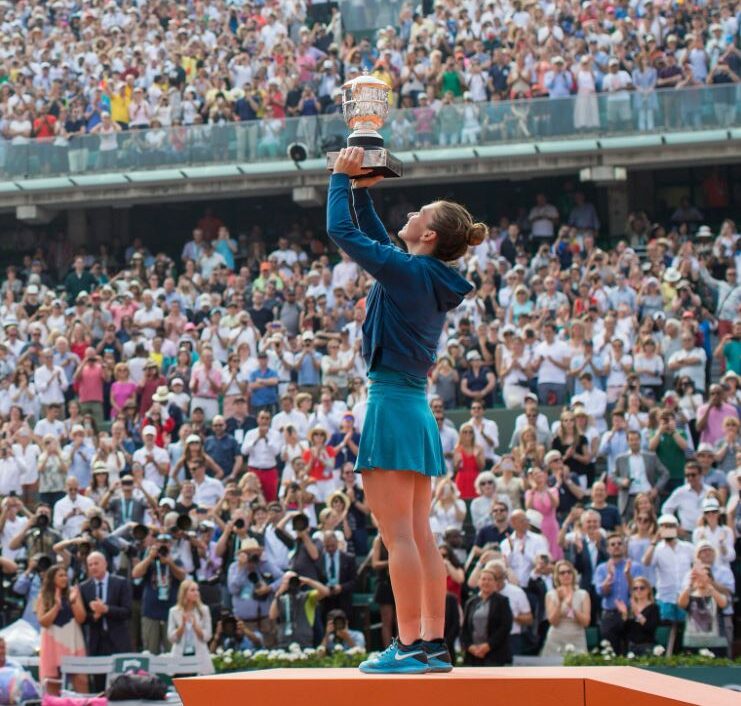Simona Halep și-a încheiat cariera în aplauze la Cluj-Napoca. O seară de legendă pentru sportul românesc