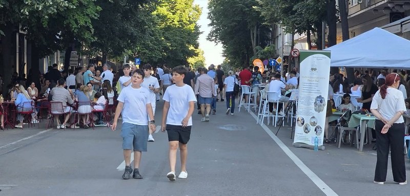 Weekend de promenadă la Constanța. Circulația rutieră va fi oprită pe bulevardul Tomis