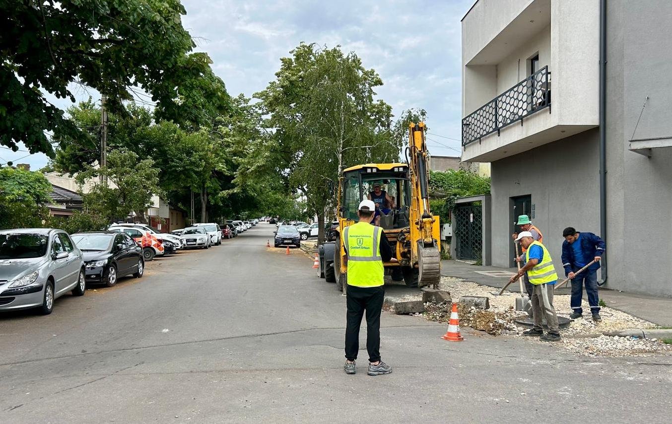 Au început lucrările de reabilitare pe strada Răsuri din Constanța. Trafic restricționat