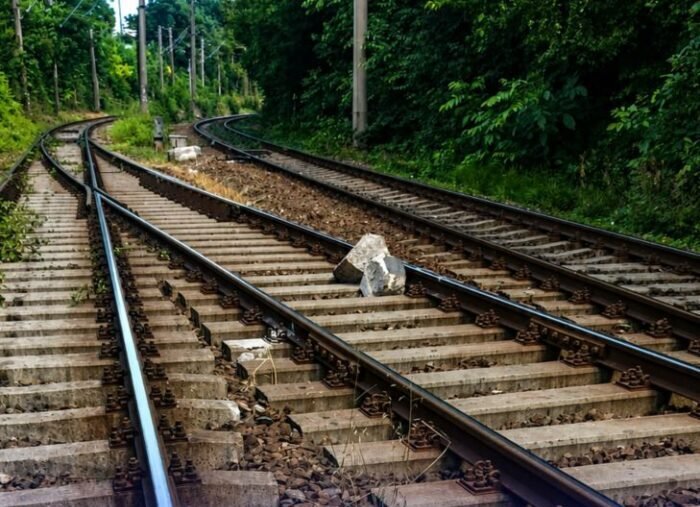 Un obiect amplasat pe calea ferată a pus în pericol circulația trenurilor la Constanța