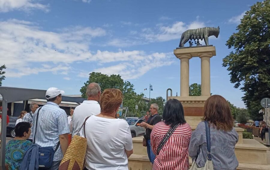 Descoperă străzile mai puțin cunoscute! Tur ghidat gratuit prin Constanța veche, organizat, duminică, de MINAC