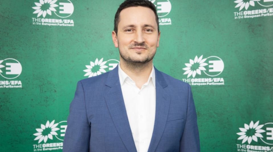 Un nou partid ar putea apărea pe scena politică din România. Europarlamentarul Nicu Ștefănuță confirmă proiectul