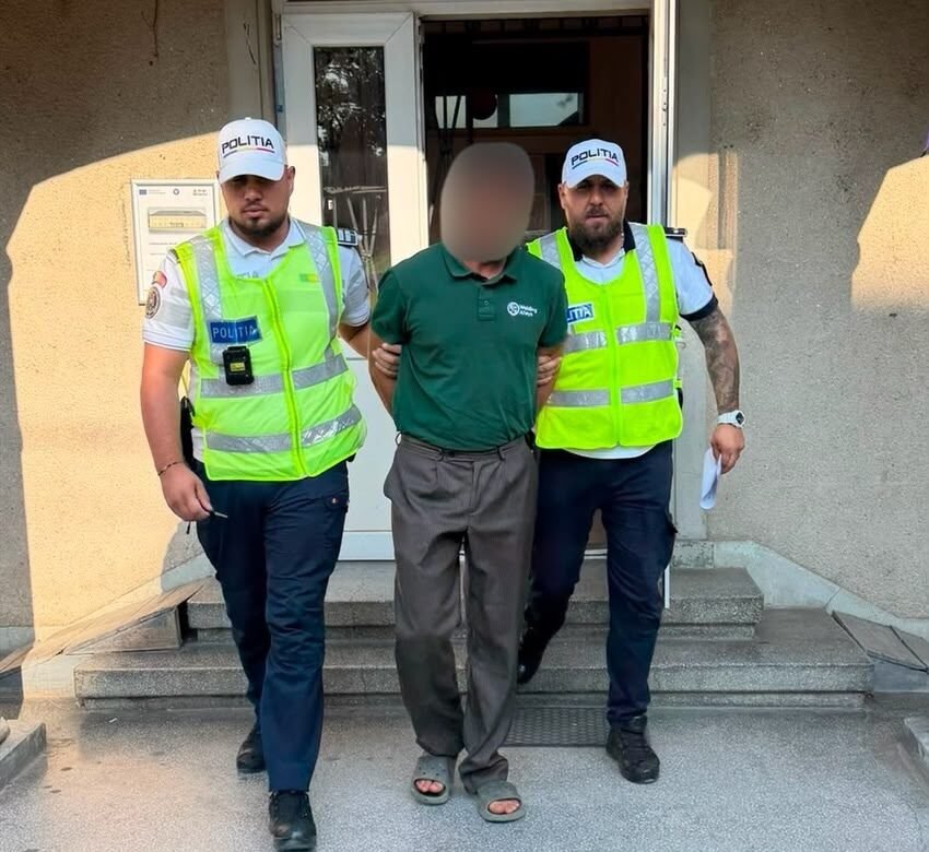 Bărbat reținut după un accident în județul Constanța. A urcat beat și fără permis la volan, mașina avea numere false