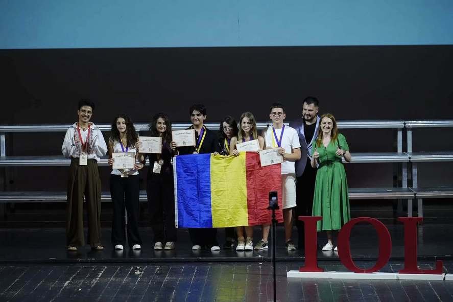 România strălucește la Olimpiada Internațională de Lingvistică: opt elevi au urcat pe podiumul mondial