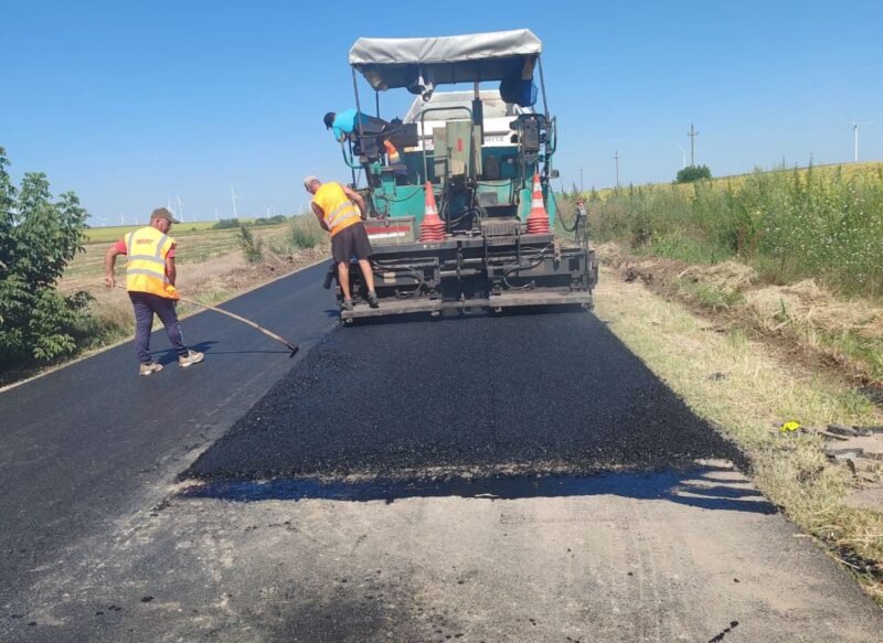 Drumul Județean DJ 225 Târgușor – Mireasa, în șantier. Ce alte lucrări se desfășoară în județul Constanța